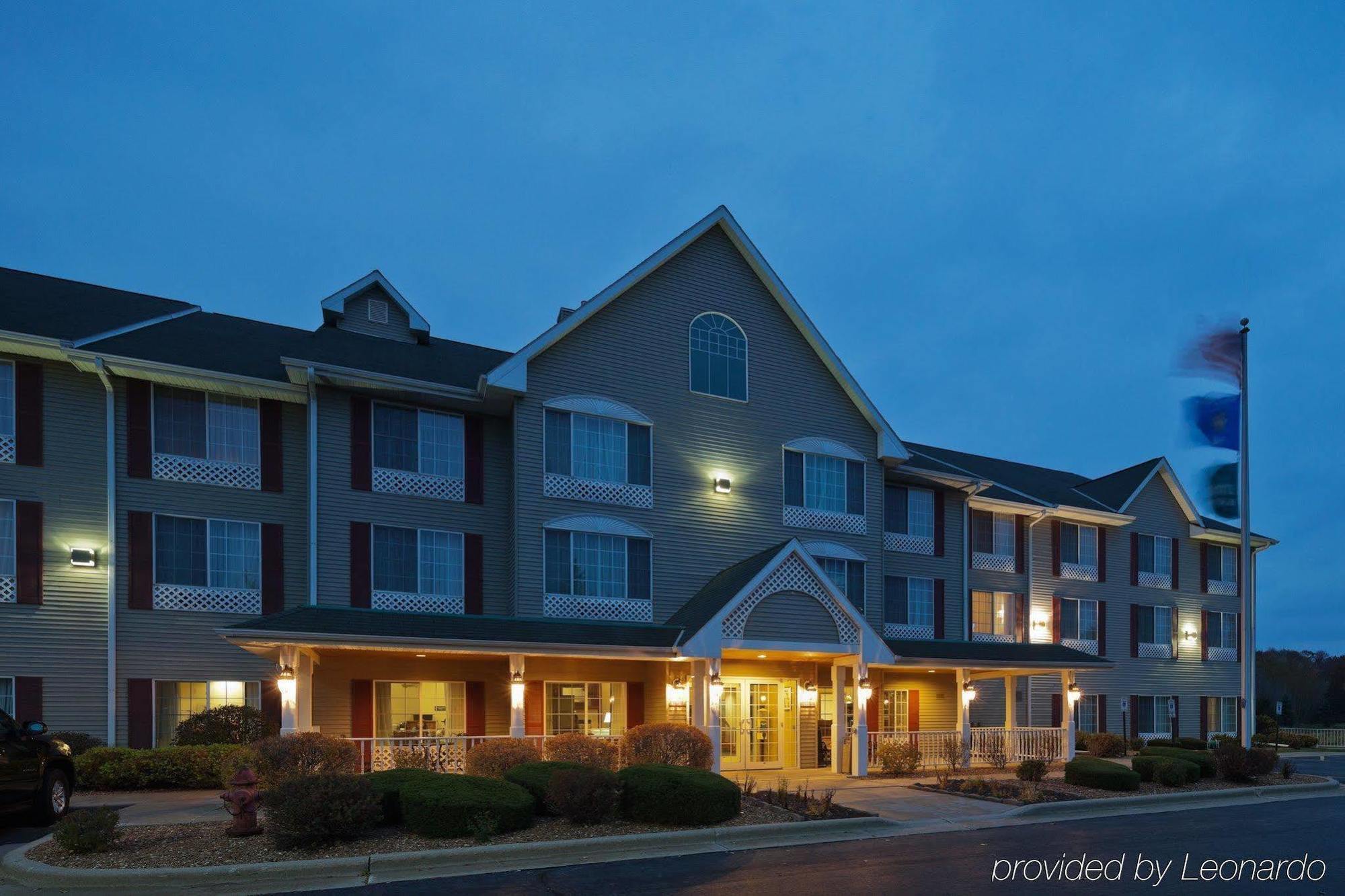 Country Inn & Suites By Radisson, West Bend, Wi Exterior foto